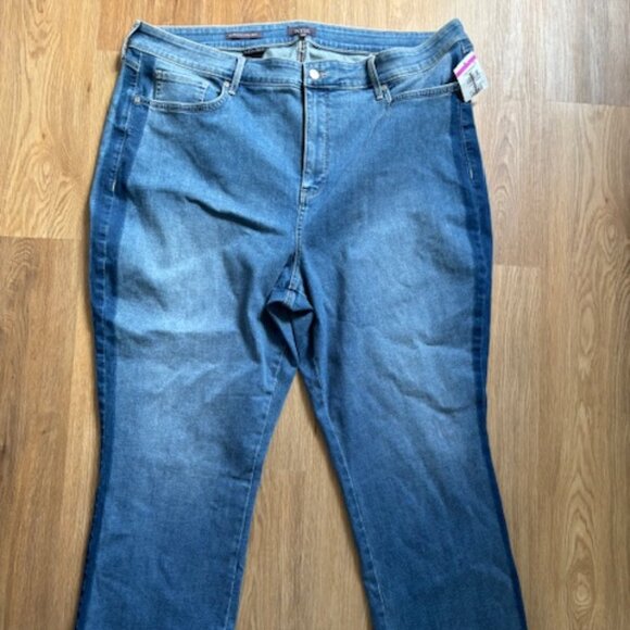 NYDJ Marilyn Straight Lift Tuck Ankle Stretch Waist Jeans NWT Size 22W - Picture 1 of 7